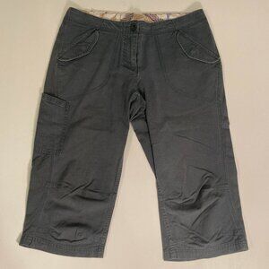 Mountain Equipment Co-op (MEC) Women's Dark Bluish-Grey Capris - Size 4